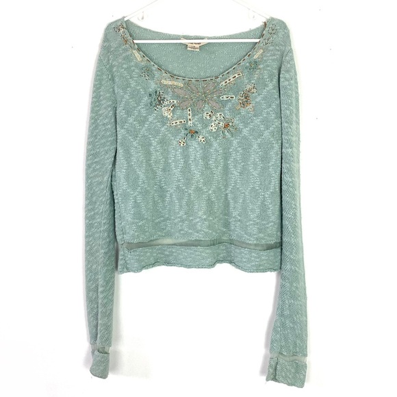 Free People Sweaters - Free People Vintage 90s Embroider Pullover Sweater